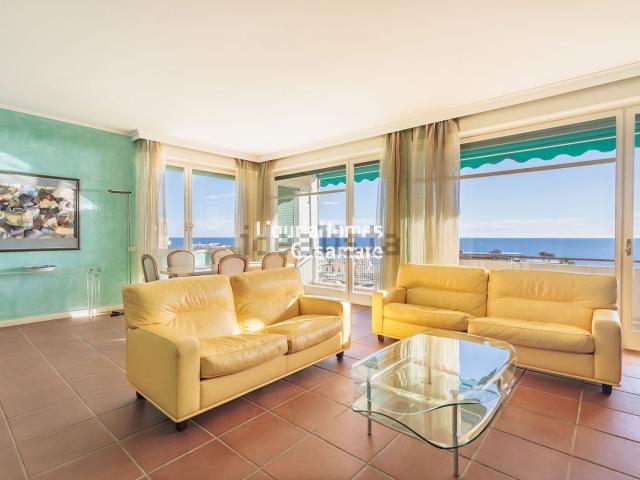 Appartamento in vendita di 168 m² in Via Privata Fratelli Asquasciati