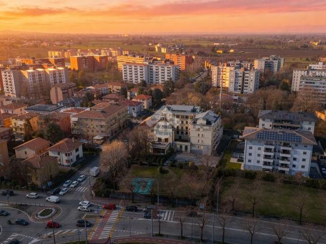 Appartamento in vendita di 168 m² in Via Volturno, 61
