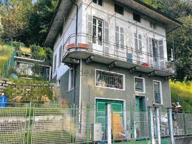 Appartamento in vendita di 168 m² in Via XXV Aprile, 29