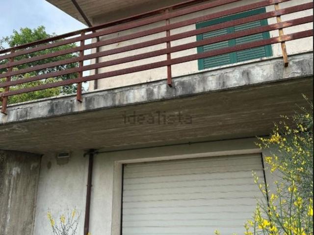 Appartamento in vendita di 168 m² in Contrada Pantano