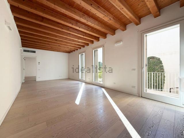 Appartamento in vendita di 168 m² in Corso Vittorio Emanuele II