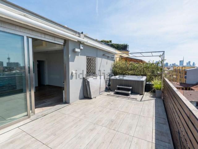 Appartamento in vendita di 168 m² in Piazza Carlo Caneva