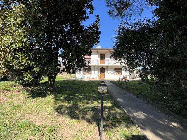 Appartamento in vendita di 168 m² in Piazza Umberto I&apos