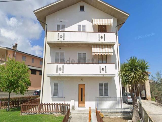 Appartamento in vendita di 168 m² in Strada Giardino, 29