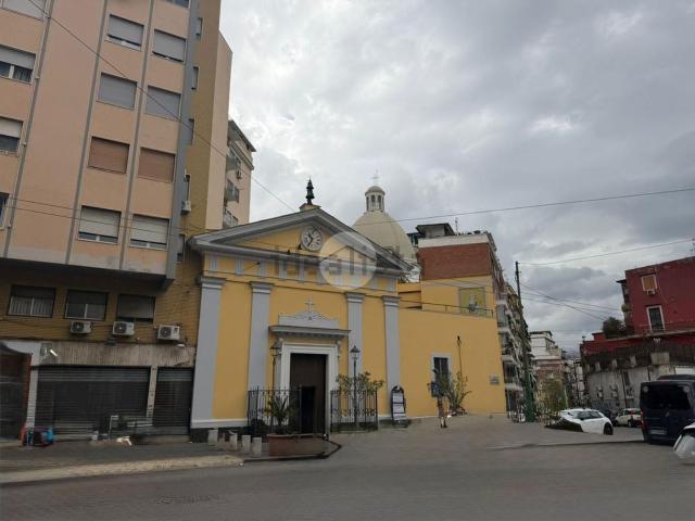 Appartamento in vendita di 169 m² in Via Carlo Celano, 52