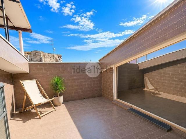 Appartamento in vendita di 169 m² in Via Carlo Celano, 52