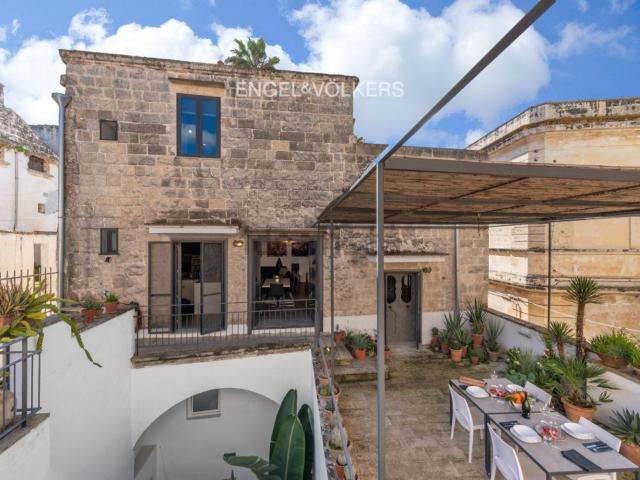 Appartamento in vendita di 169 m² in Via Angelo delle Masse, 2