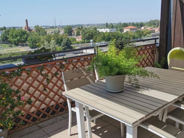 Appartamento in vendita di 169 m² in Via Darsena, 71