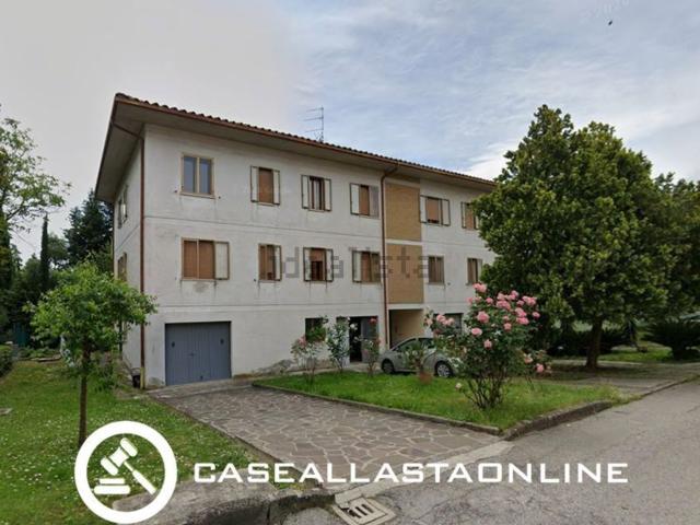 Appartamento in vendita di 169 m² in Via dei Salici