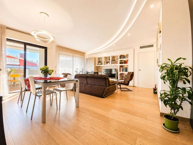 Appartamento in vendita di 169 m² in Via del Crocifisso, 25