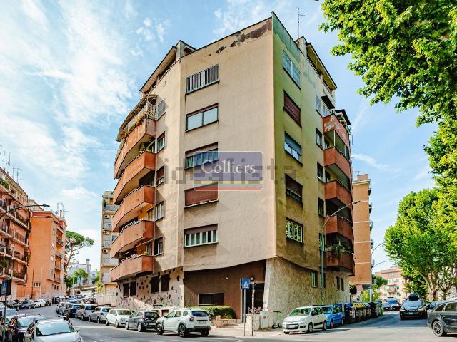 Appartamento in vendita di 169 m² in Via Monte Bianco