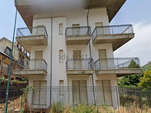 Appartamento in vendita di 169 m² in Via Marcello Amoriello, 36