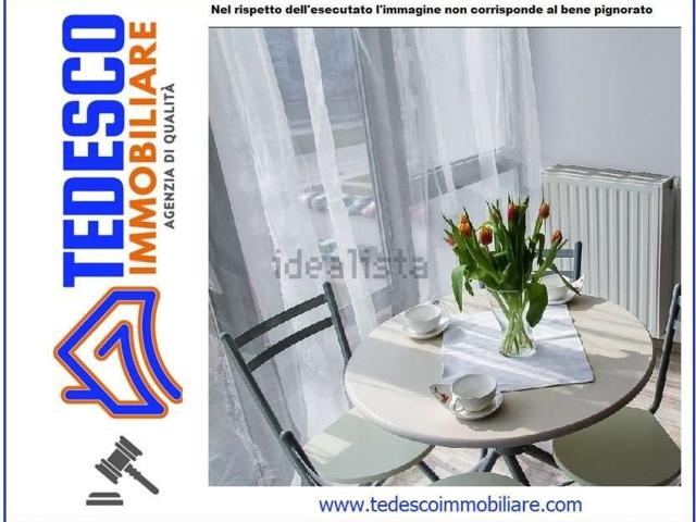 Appartamento in vendita di 169 m² in Via Marcello Amoriello