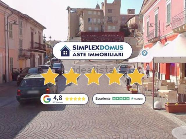 Appartamento in vendita di 169 m² in Via Martiri Zannolli