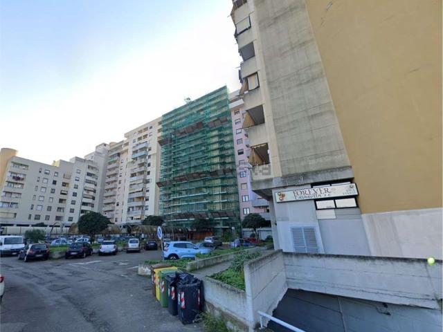 Appartamento in vendita di 169 m² in Piazza Sandro Pertini, 15