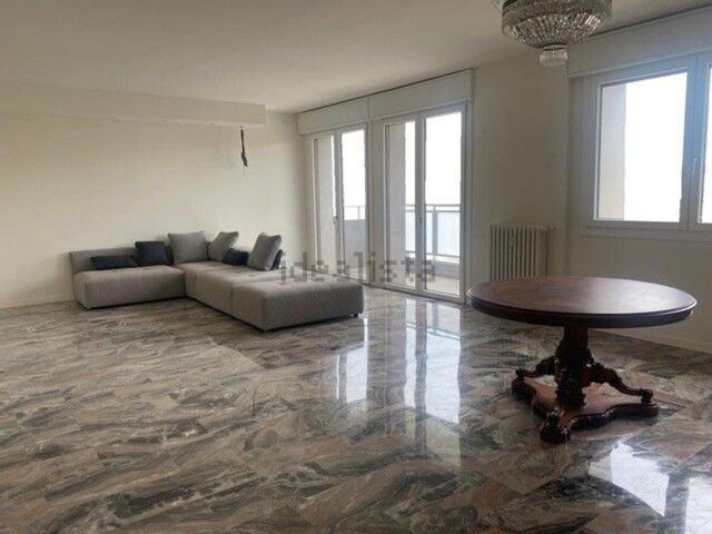Appartamento in vendita di 170 m²