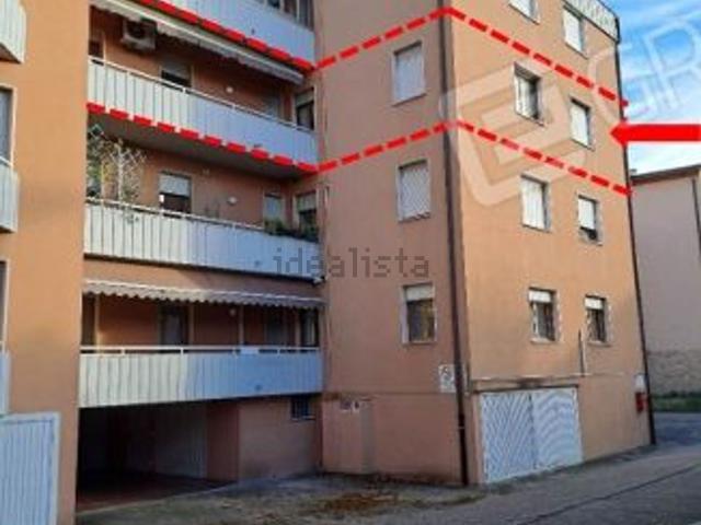 Appartamento in vendita di 170 m² in Via Cavalleggeri Treviso, 1