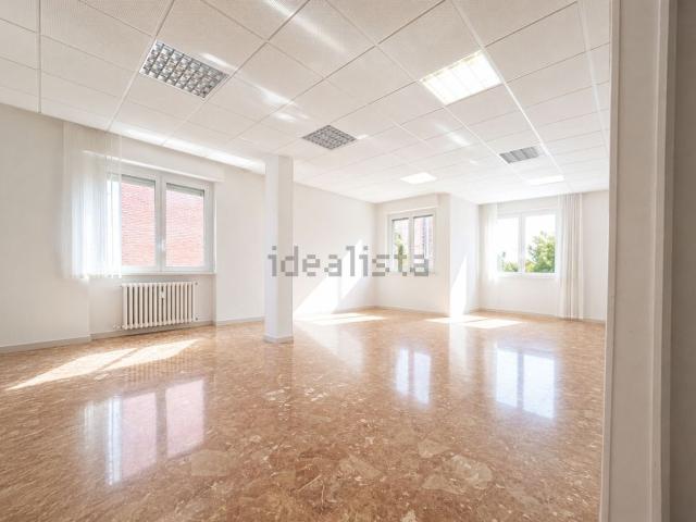 Appartamento in vendita di 170 m² in Via camillo benso conte di cavour, 60