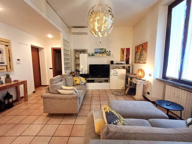 Appartamento in vendita di 170 m² in Via Casoretto, 58