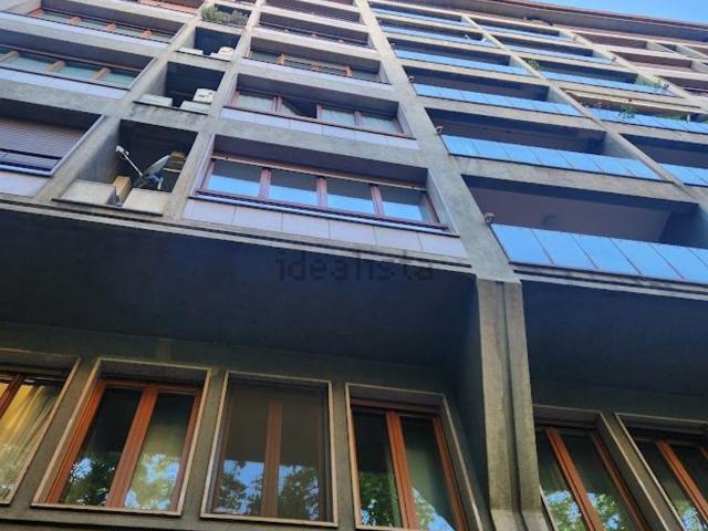Appartamento in vendita di 170 m² in Via Antonio Canova, 35
