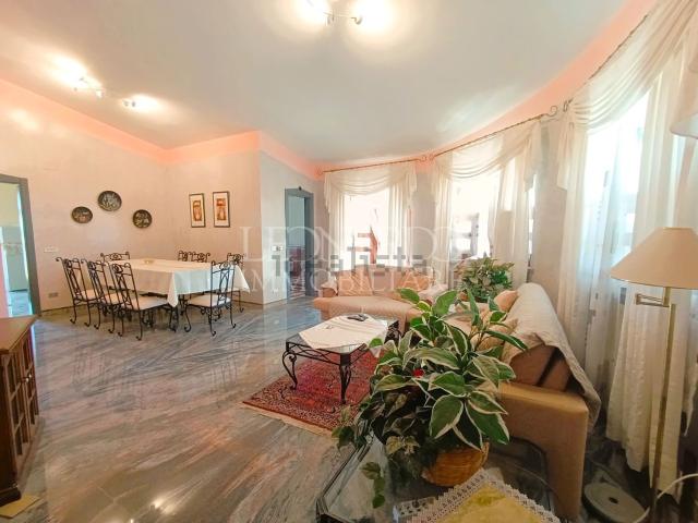 Appartamento in vendita di 170 m² in Via Alghero