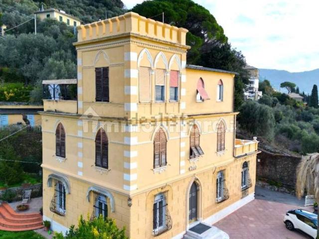 Appartamento in vendita di 170 m² in Via Alla Torre, 3