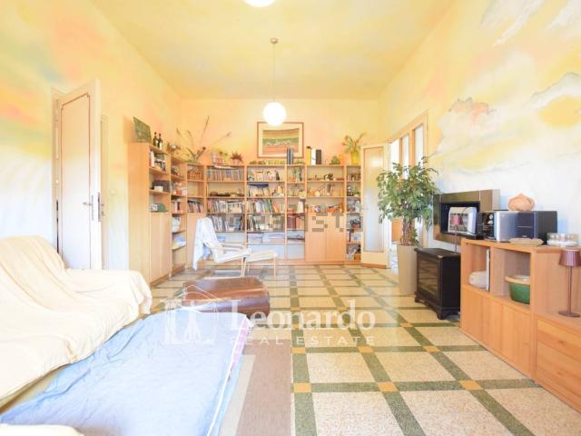 Appartamento in vendita di 170 m² in Via Aurelia Sud