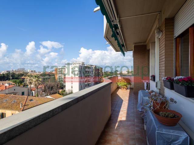 Appartamento in vendita di 170 m² in Via Goito