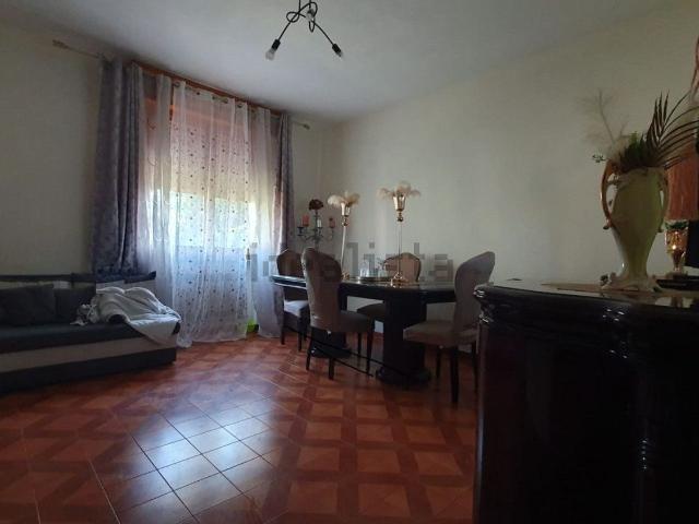 Appartamento in vendita di 170 m² in Via Gazzoli