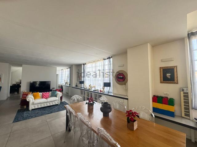 Appartamento in vendita di 170 m² in Via Giuseppe Mazzini