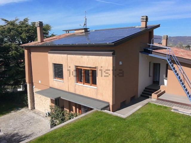 Appartamento in vendita di 170 m² in Via Giuseppe Verdi, 7