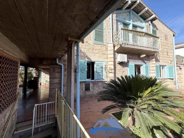 Appartamento in vendita di 170 m² in Via Gioacchino Belli, 1