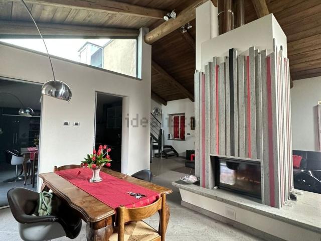 Appartamento in vendita di 170 m² in Via Don Orione