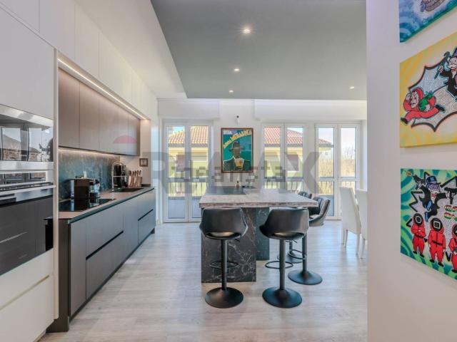 Appartamento in vendita di 170 m² in Via dei Caccia, 2