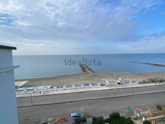 Appartamento in vendita di 170 m² in Via del Mare, 161