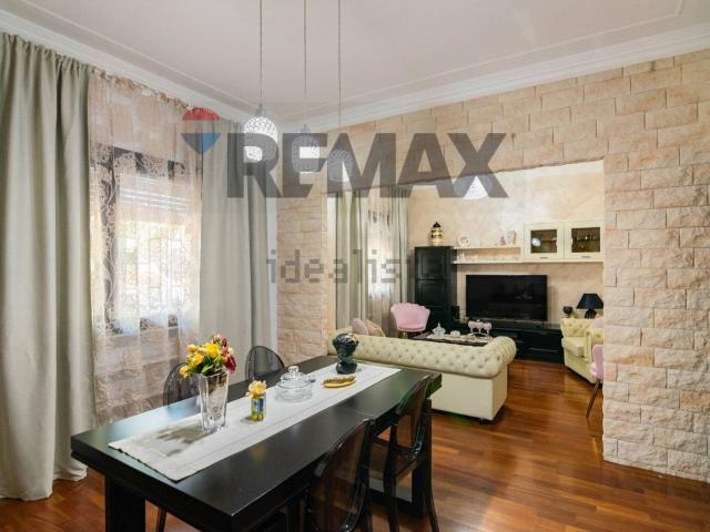 Appartamento in vendita di 170 m² in Via del Bosco, 5