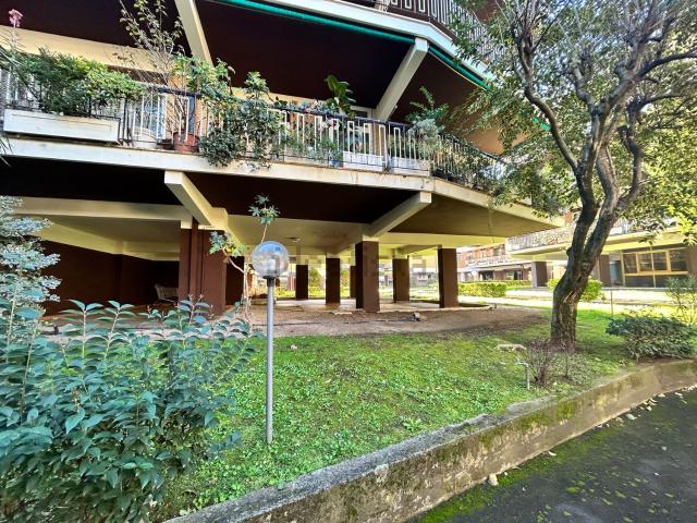 Appartamento in vendita di 170 m² in Via del Casale Santarelli, 96