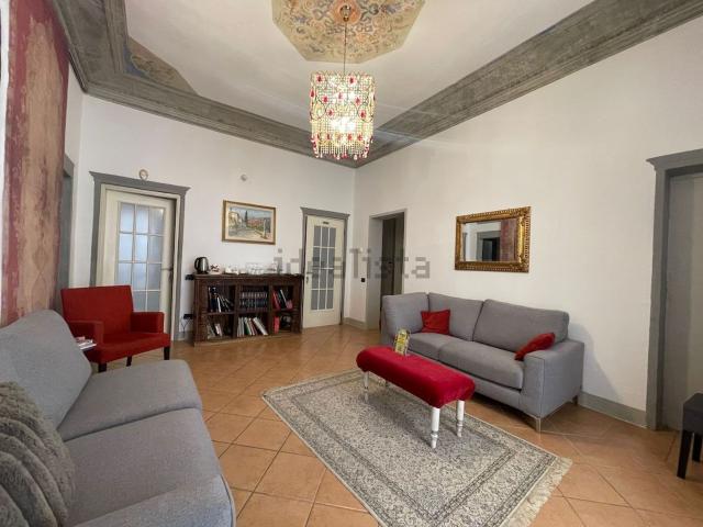 Appartamento in vendita di 170 m² in Via del Corso