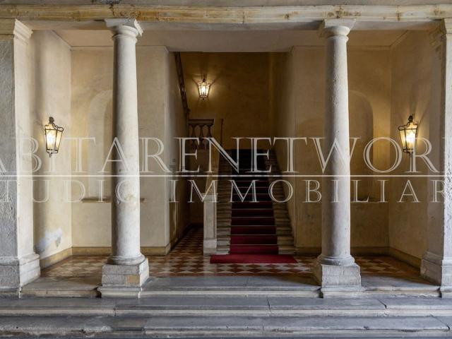 Appartamento in vendita di 170 m² in Via del Vescovado