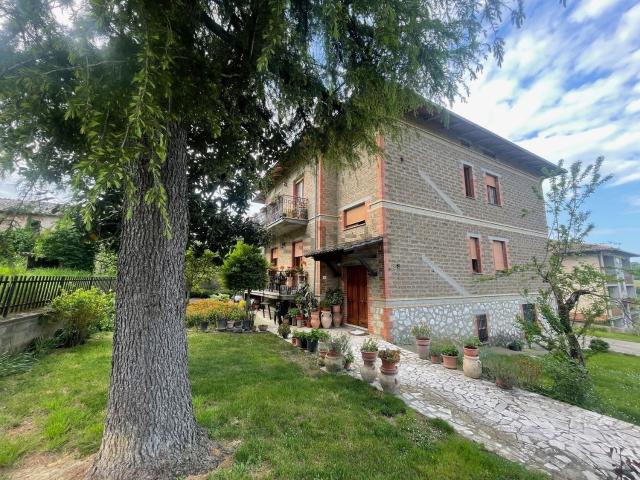 Appartamento in vendita di 170 m² in Via dell&apos Arte Tessile, 6