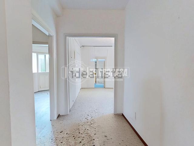 Appartamento in vendita di 170 m² in Via della Conca Fiorita, 28