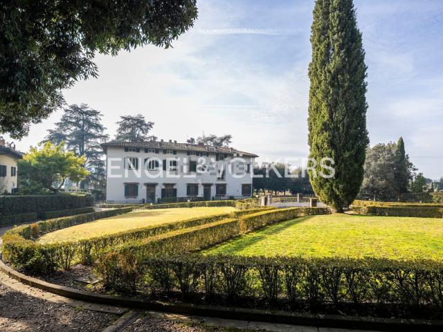 Appartamento in vendita di 170 m² in Via di Montalbano