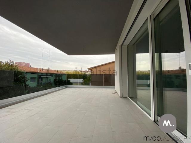 Appartamento in vendita di 170 m² in Via Duino, 6
