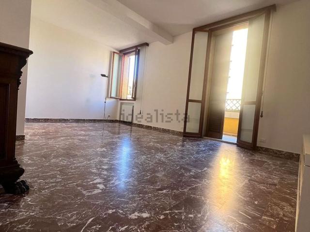 Appartamento in vendita di 170 m² in Via Emilia, 126