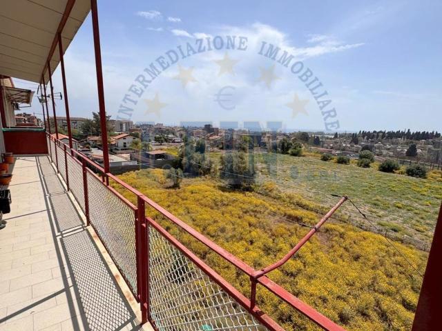 Appartamento in vendita di 170 m² in Via Enrico Besana