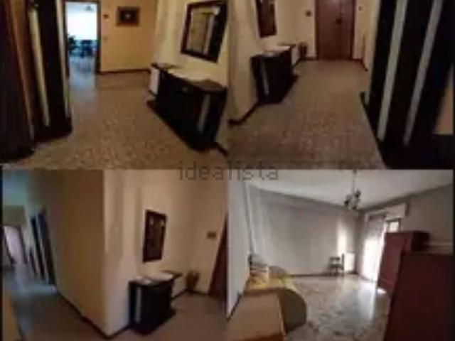 Appartamento in vendita di 170 m² in Via Elpidiense Nord