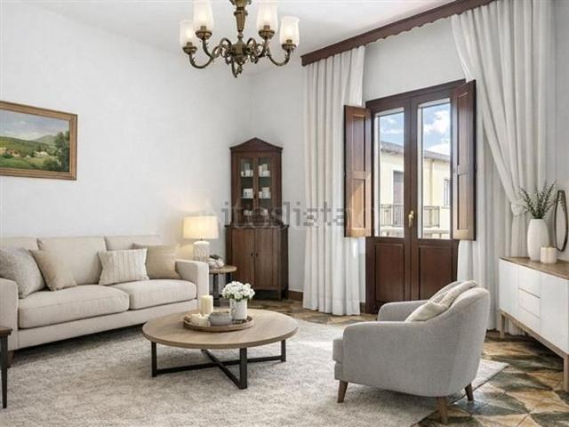 Appartamento in vendita di 170 m² in Via Europa