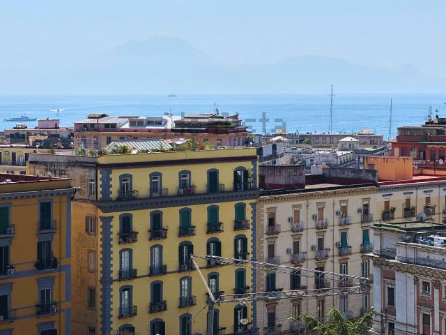 Appartamento in vendita di 170 m² in Via Fedro
