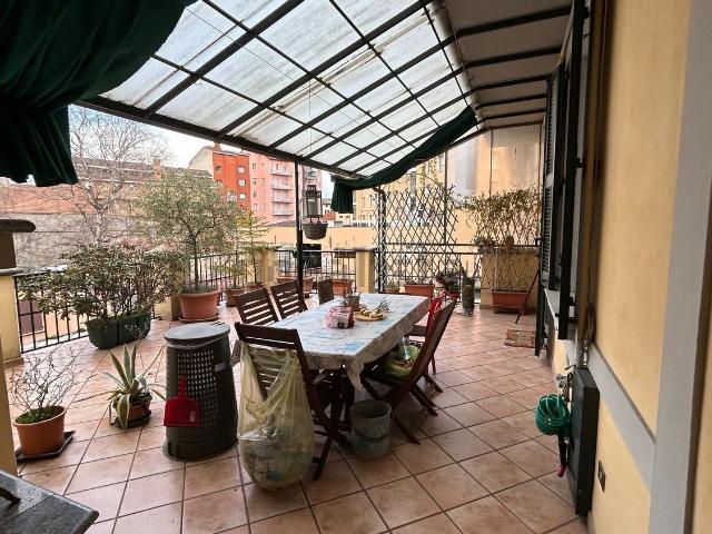 Appartamento in vendita di 170 m² in Via Felice Orrigoni