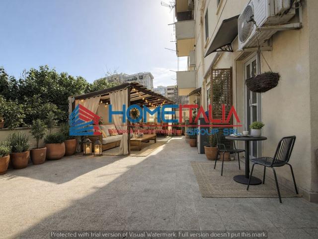 Appartamento in vendita di 170 m² in Via Filippo Zuccarello